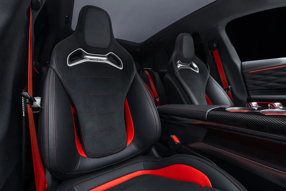 メルセデスAMG GT SUVのインテリア〜シート
