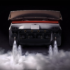 新型テスラ・ロードスターのエクステリア〜飛行風景
